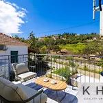 Two Bedroom And Open Plan In شقة