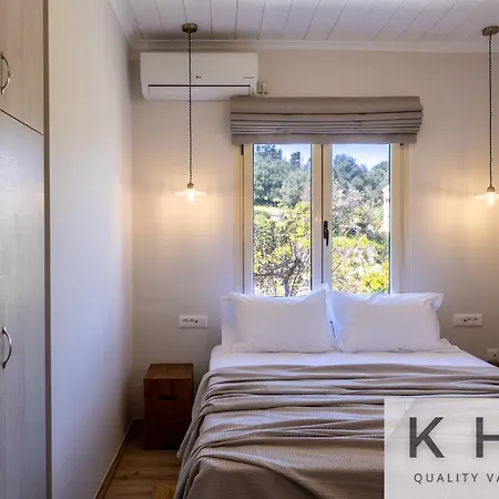 公寓 Two Bedroom And Open Plan In *