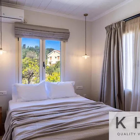 Two Bedroom Apartment&open Plan In